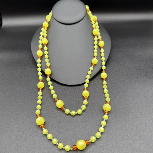 Moonglow Cateye 1970s Beaded Necklace Long - Picture 13 of 14